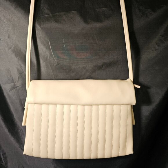 Monk & Anna ivory shoulder bag - Picture 1 of 7